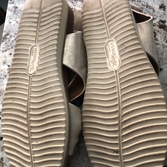 Euro Soft Metallic Sandals - Picture 5 of 5